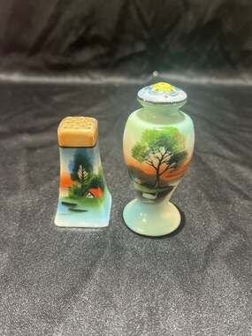 Vintage Japan Lusterware Salt and Pepper Shaker Set Hand-Painted Cabin and Tree